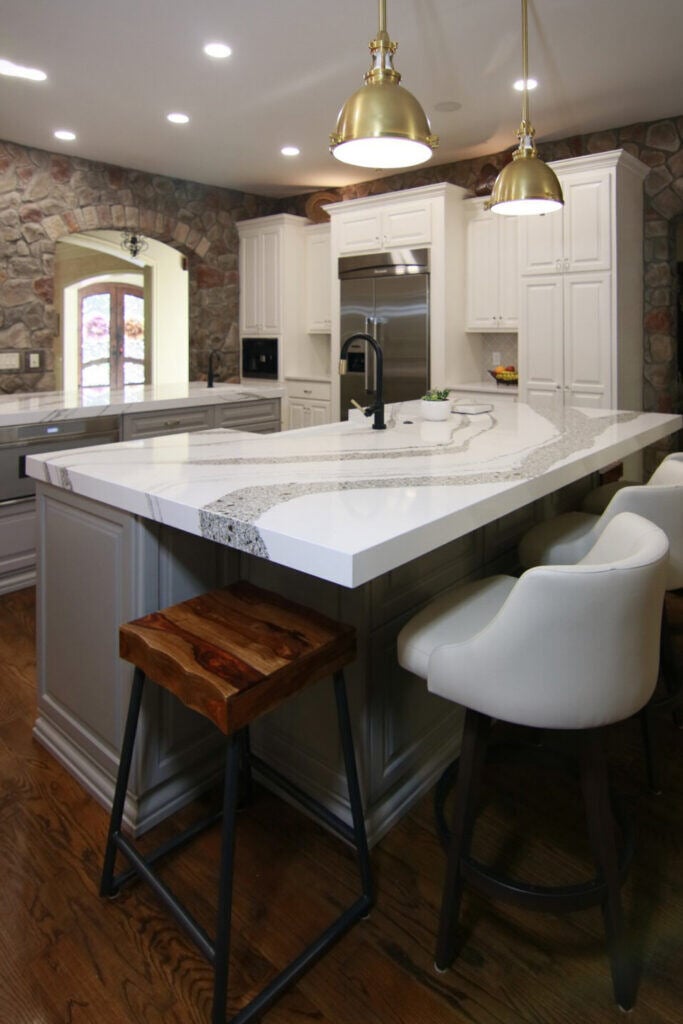 Annicca Quartz & Delgatie Quartz Countertop