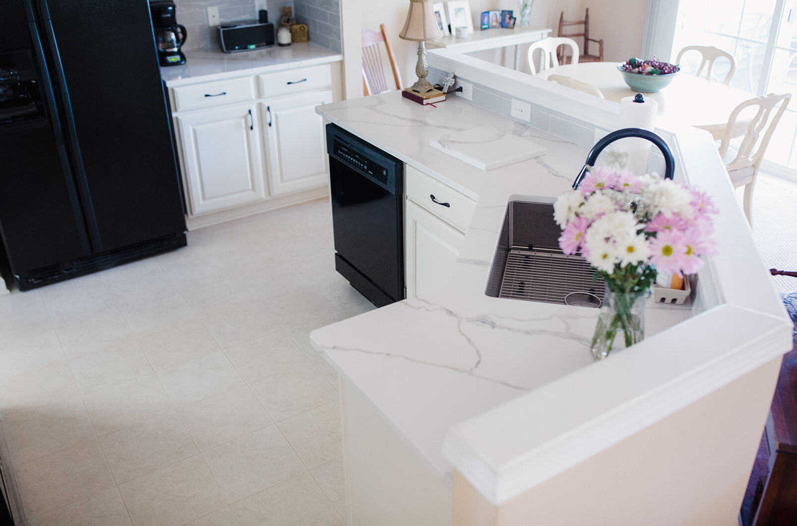 Tuscano Quartz Countertops & Tile