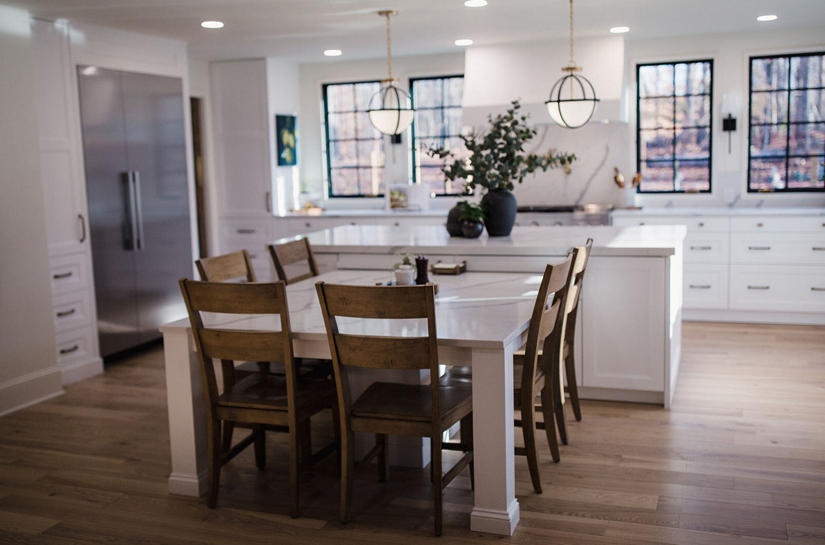 Circo White Marble Countertops & Tile